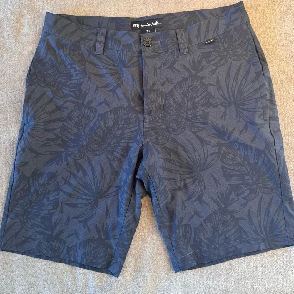 Travis Mathew Grey Leaf Print Shorts